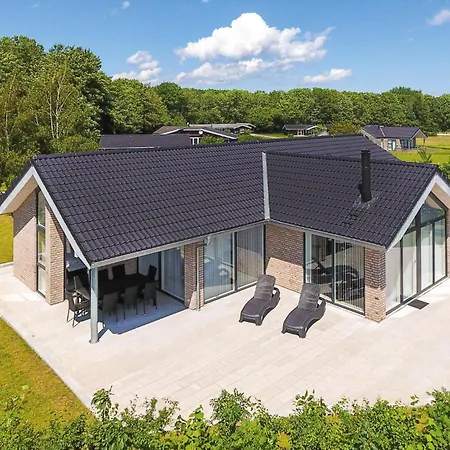 Hébergement de vacances Three-bedroom In Sydals