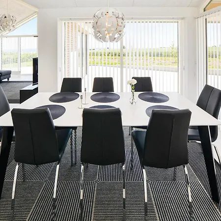 Three-bedroom In Sydals Hébergement de vacances Sarup